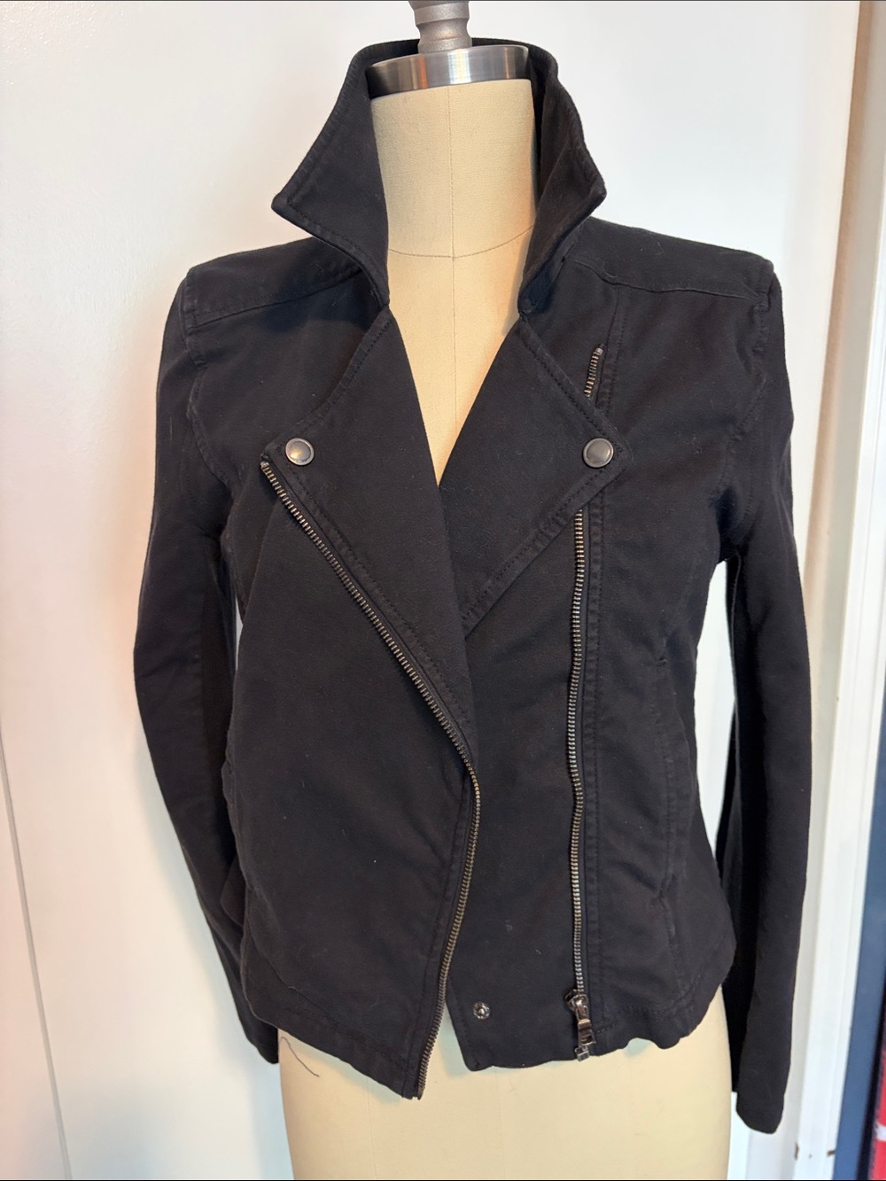 Women's Black Zip Moto Jacket